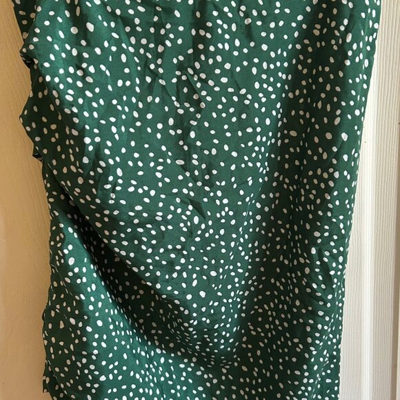 Code x Mode Green Polka Dot Side Ruched Asymmetrical Skirt in XS - Picture 3 of 5